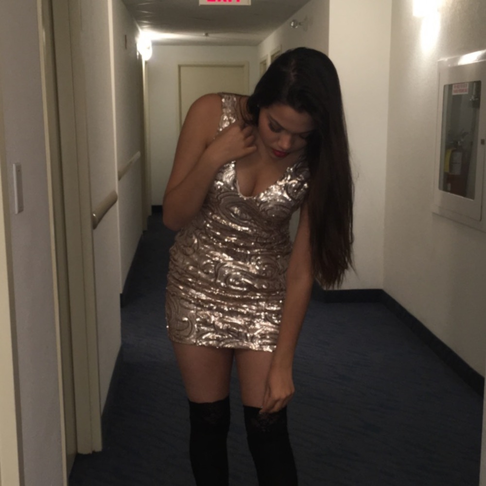GOLD SPARKLE MINI DRESS
